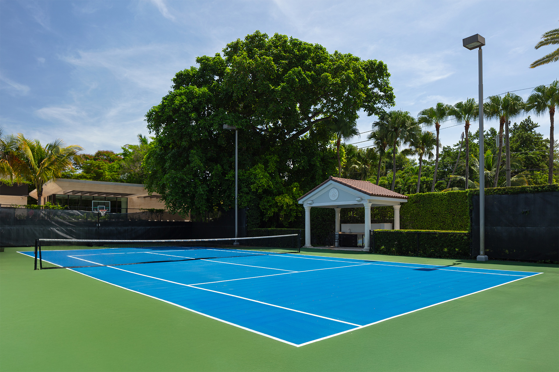 Bespoke Real Estate | Tailored for $10M+. Tailored for You.